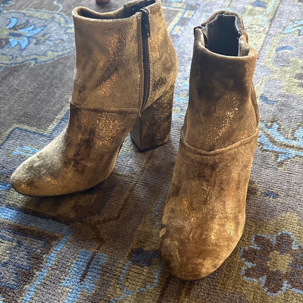 Charles David Green/Gold Velvet Heeled Boots